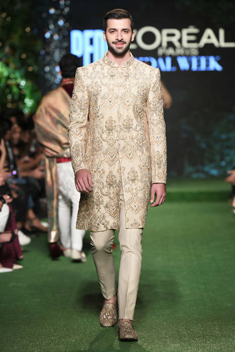 Picture of Yaar-E-Shirin