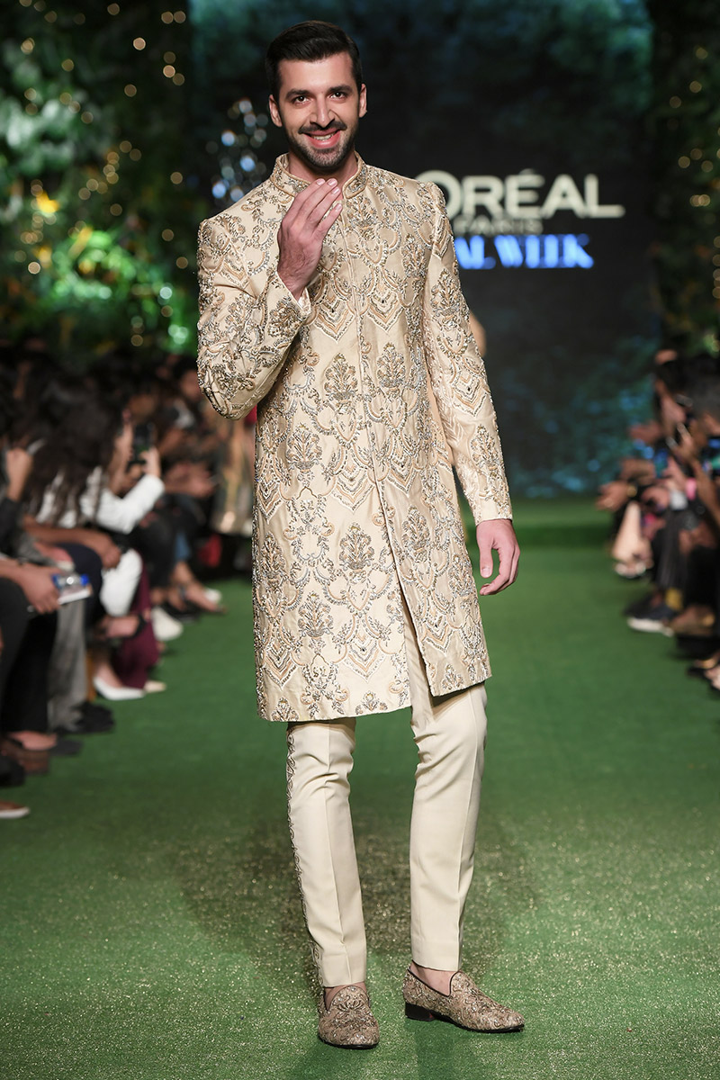 Picture of Yaar-E-Shirin