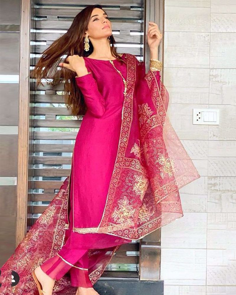 Picture of Sadia Khan