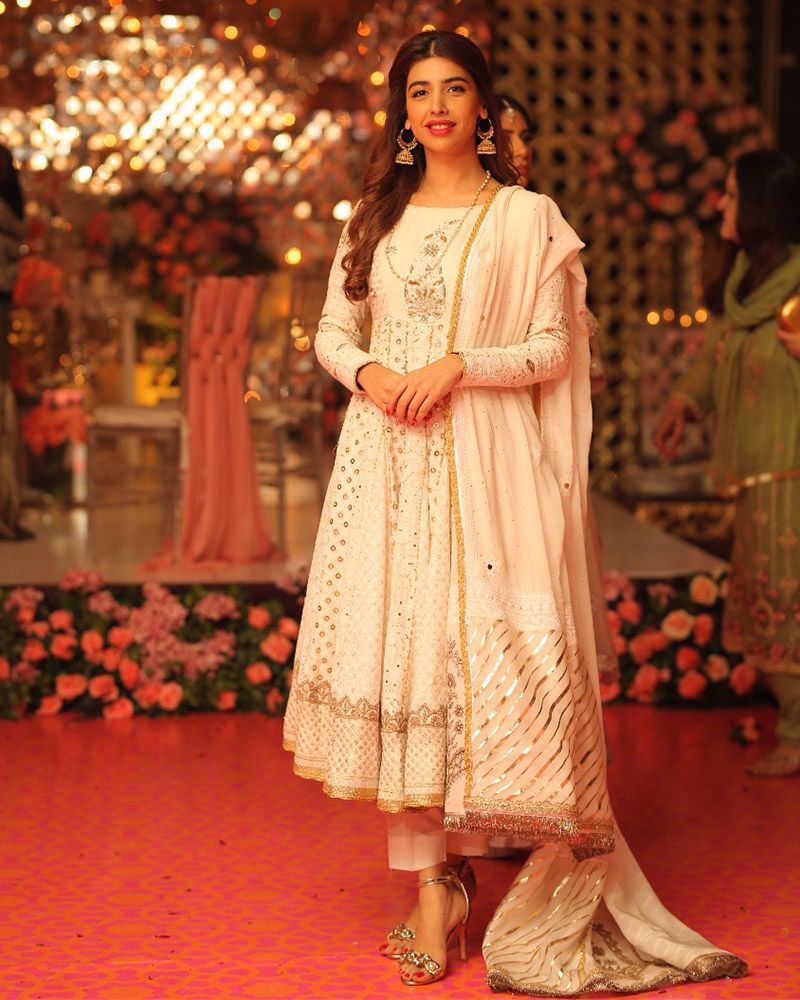 Picture of MNR Formals