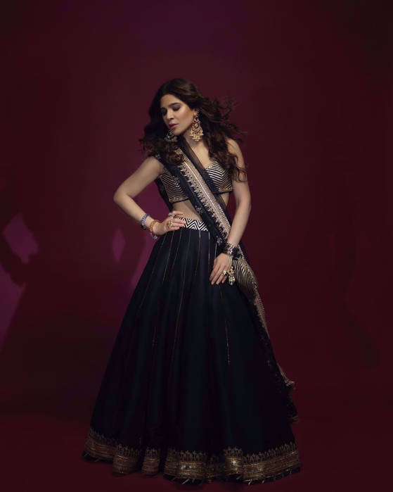 Picture of Ayesha Omar