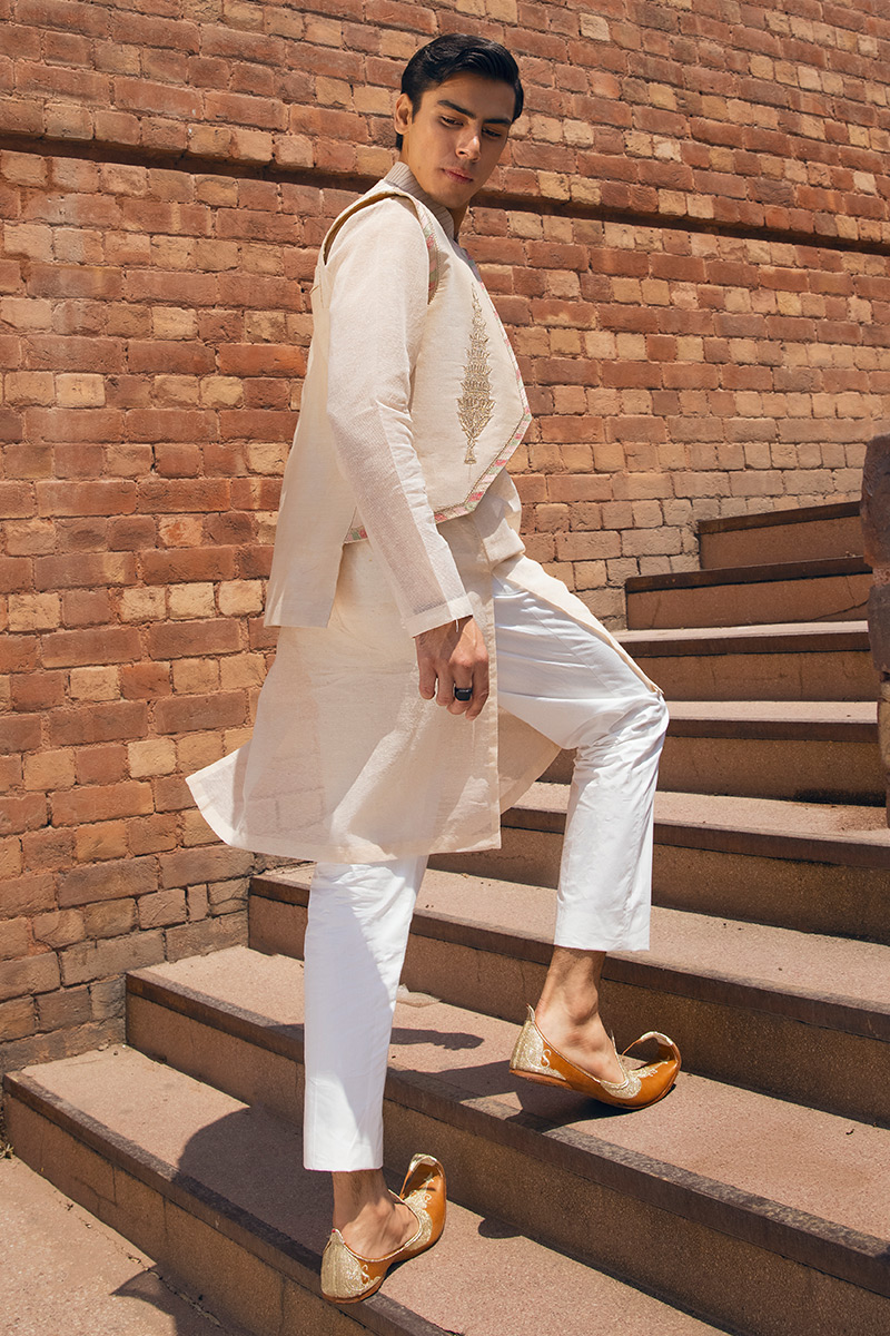 Picture of MNR-YB-10