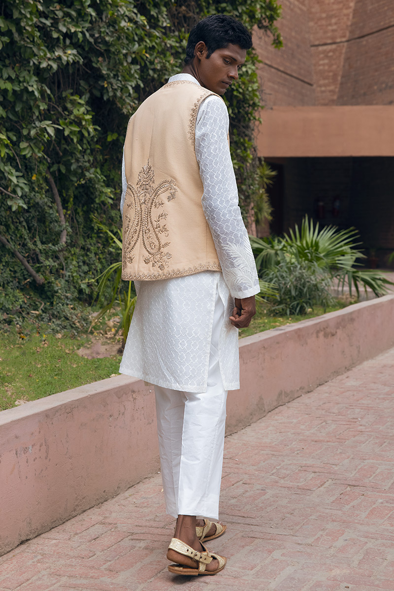 Picture of MNR-YB-19