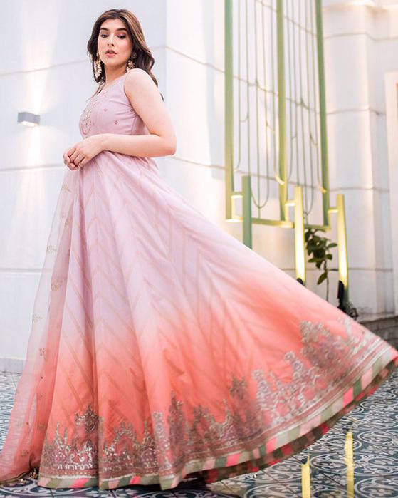 Picture of Zainab Reza