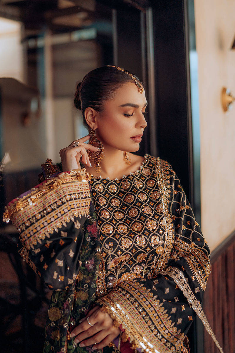 Picture of Mah E Nur Haider in Koyal