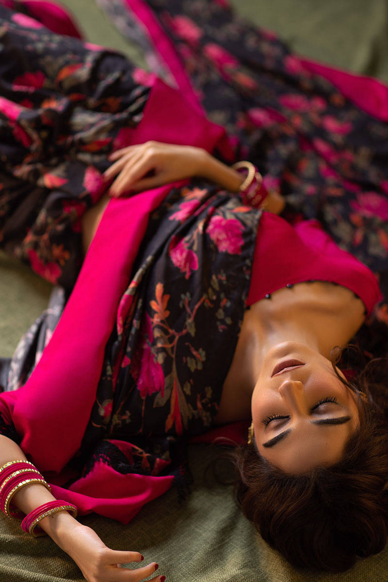 Picture of Maya Ali Saree