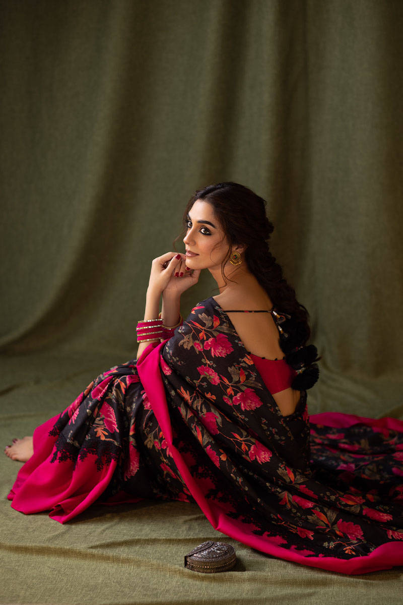 Picture of Maya Ali Saree