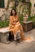 Picture of Hadiyya Aazer in Nargis Ka Phool