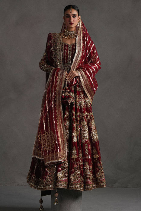 Picture of Nazneen Red