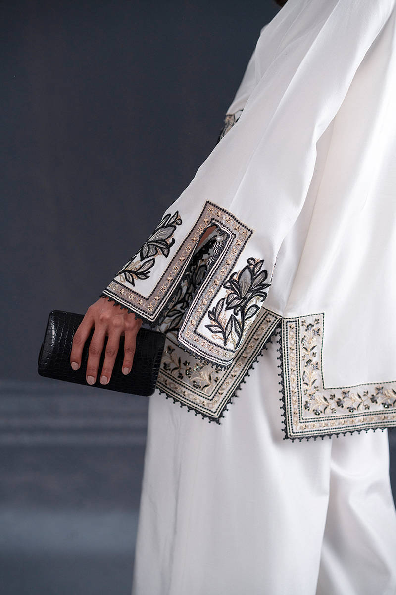 Picture of Silken Tea