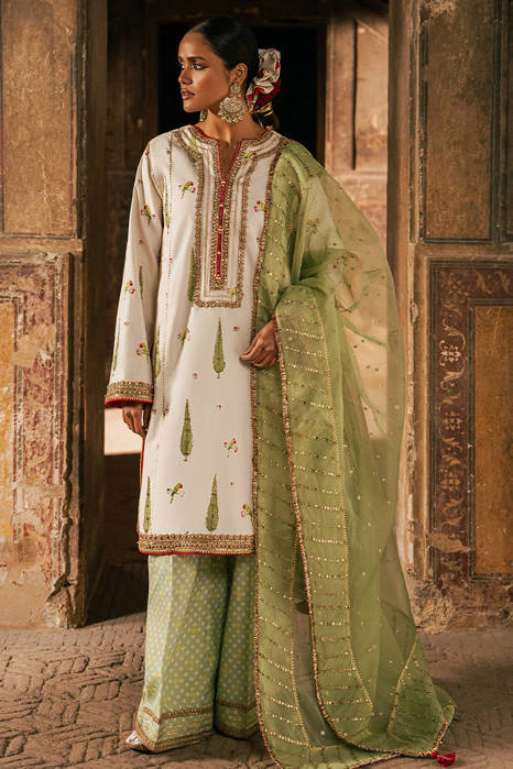 Picture of Junoon